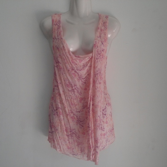 Free People Tops - SOLD. Free People Lightweight Floral Blouse